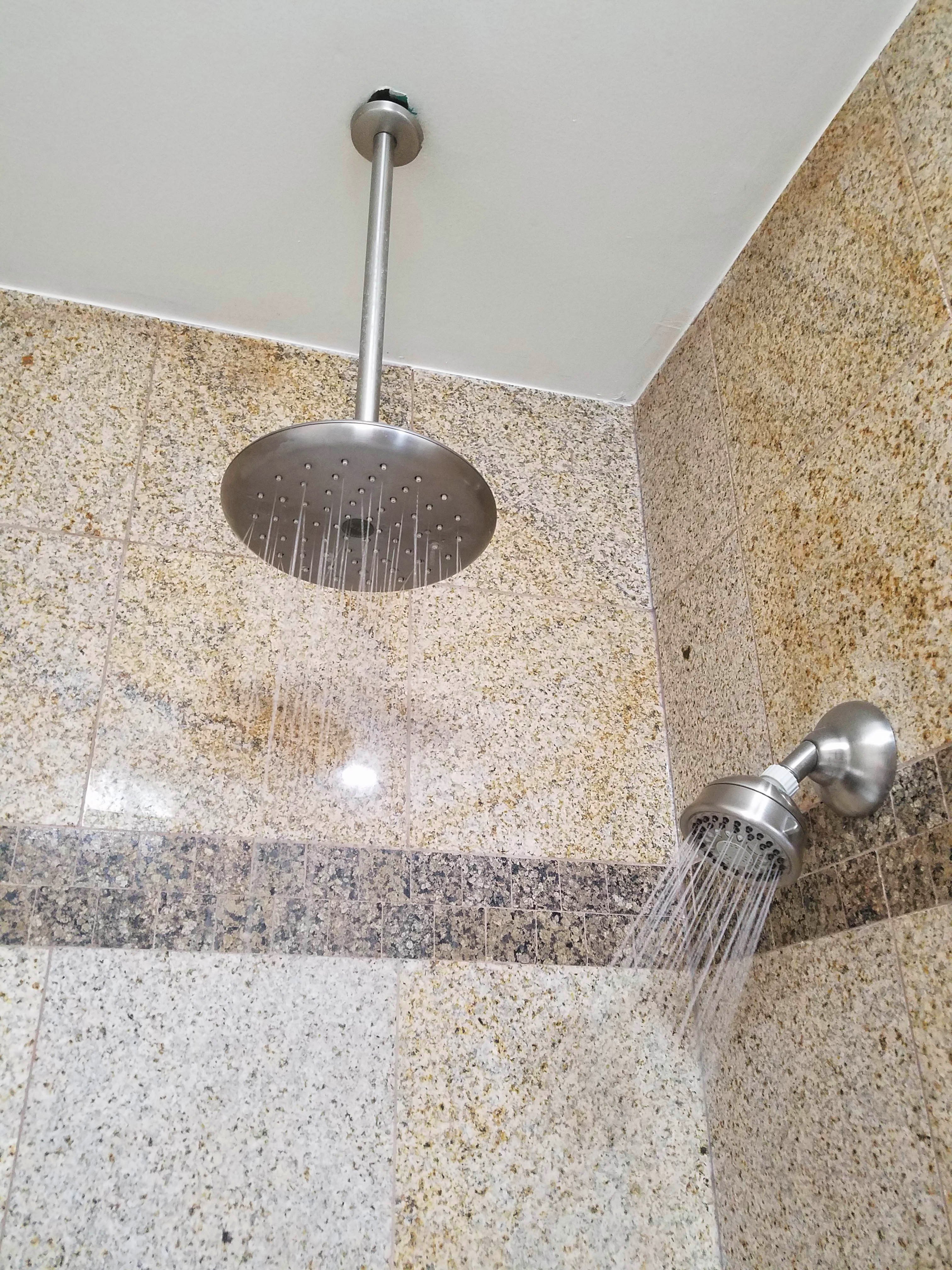 Comfort Suites Roswell-浴室