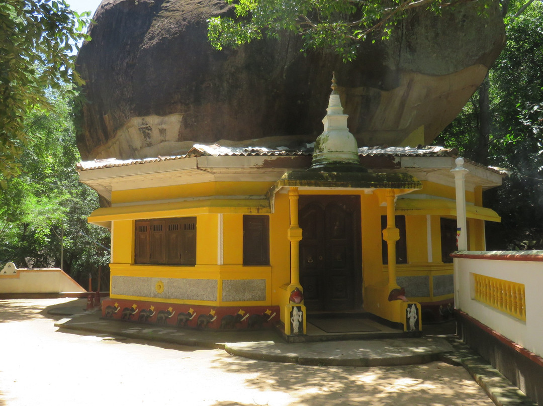 Mawaragala forest monestry-Mahiyangana必去景点