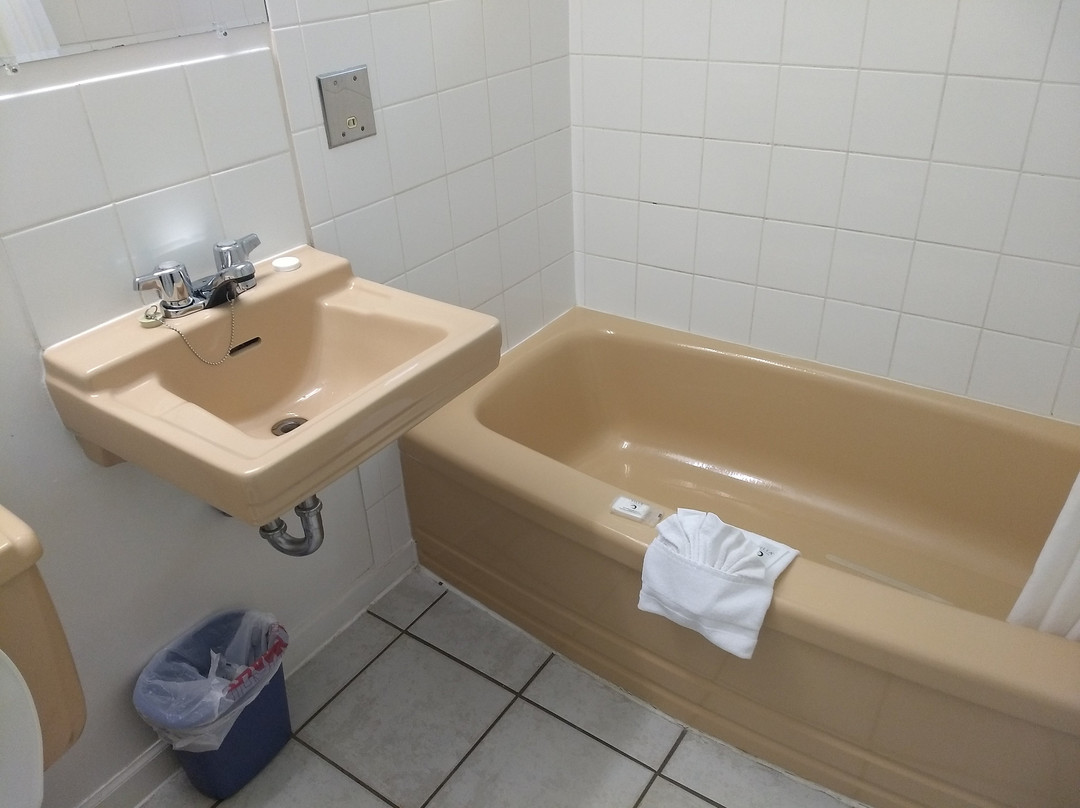 Bavarian Orchard Motel主图