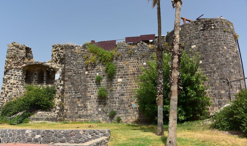 Crusader Fortress Ruins景点图片
