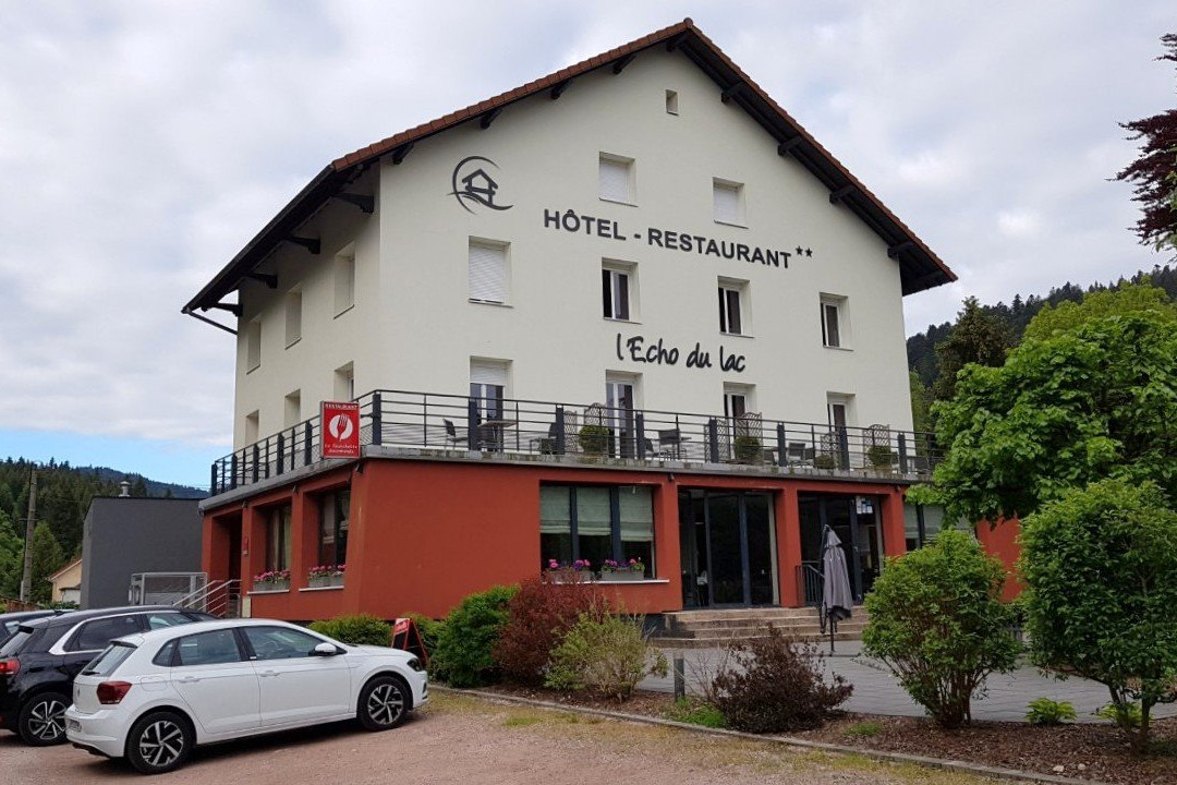 Hôtel - Restaurant l'Echo du Lac & spa主图