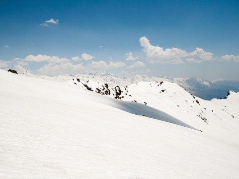 Book Adventure-默纳利必去景点