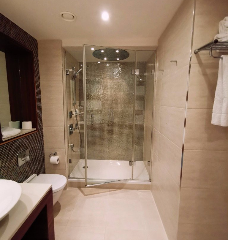 比斯特酒店，高尔夫球场&SPA主图
