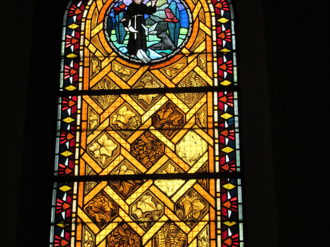 Eglise Sainte-Thérèse de l'Enfant Jésus-Gagny必去景点