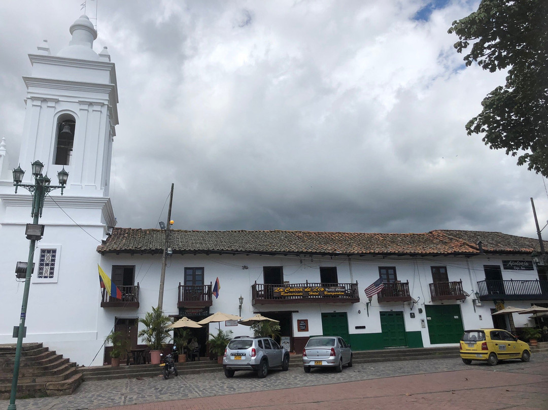 Hosteria Colonial La Cueva de Leo