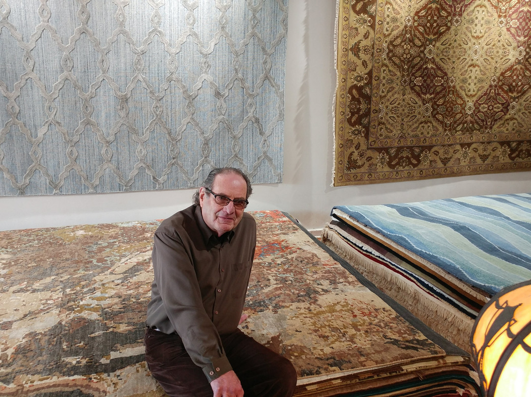 Aaron's Fine Rug Gallery景点图片