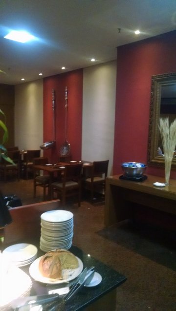 法罗酒店圣若泽多斯坎普斯-餐饮
