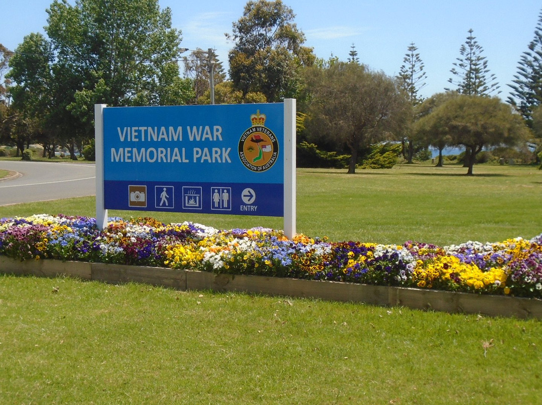Vietnam Veterans Memorial Avenue-Devonport必去景点
