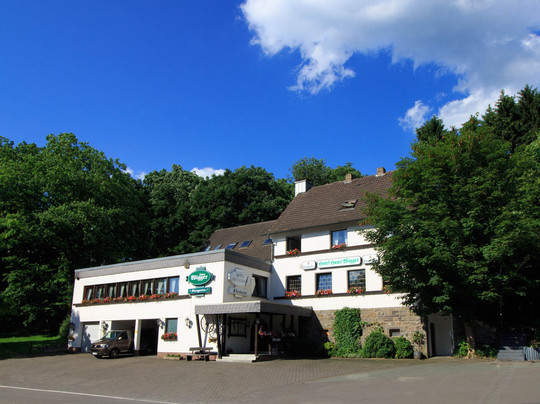 Bergneustadt酒店住宿-Hotel Haus Wigger