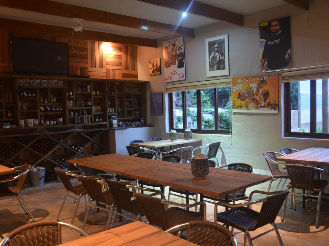 Oyster Kaya At Oyster Bay主图