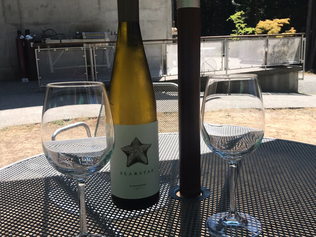 Sea Star Vineyard and Winery-Pender Island必去景点