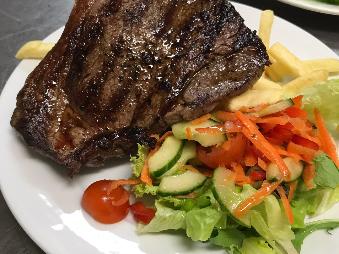 彭伯顿餐馆和美食-Pemberton Sports Club