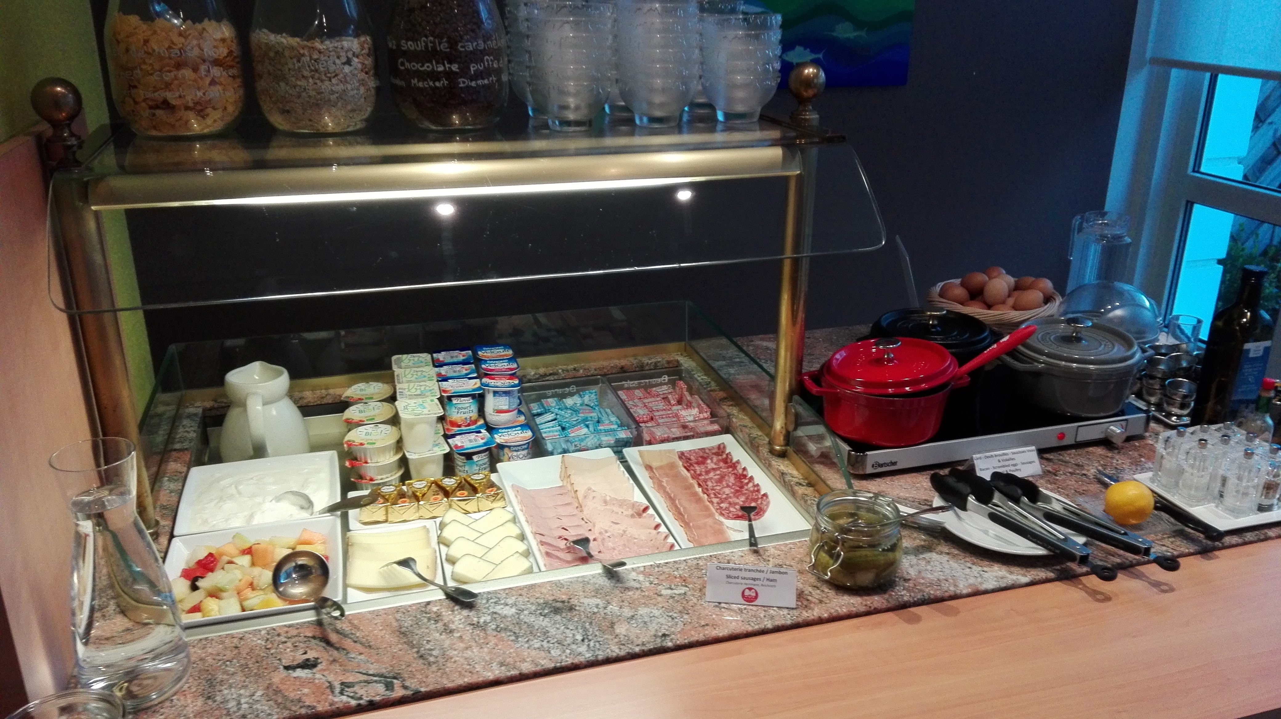 布加迪酒店-餐饮