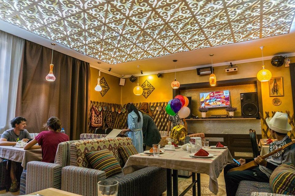吉尔吉斯斯坦餐馆和美食-Dastorkon Restaurant