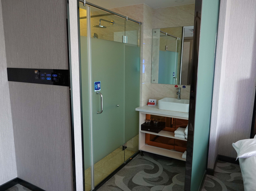 东方铭都酒店主图