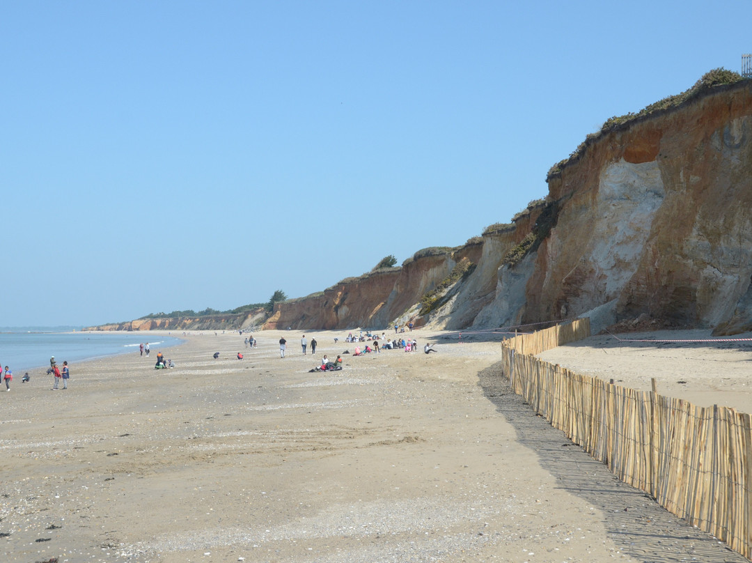 Plage de la Source景点图片