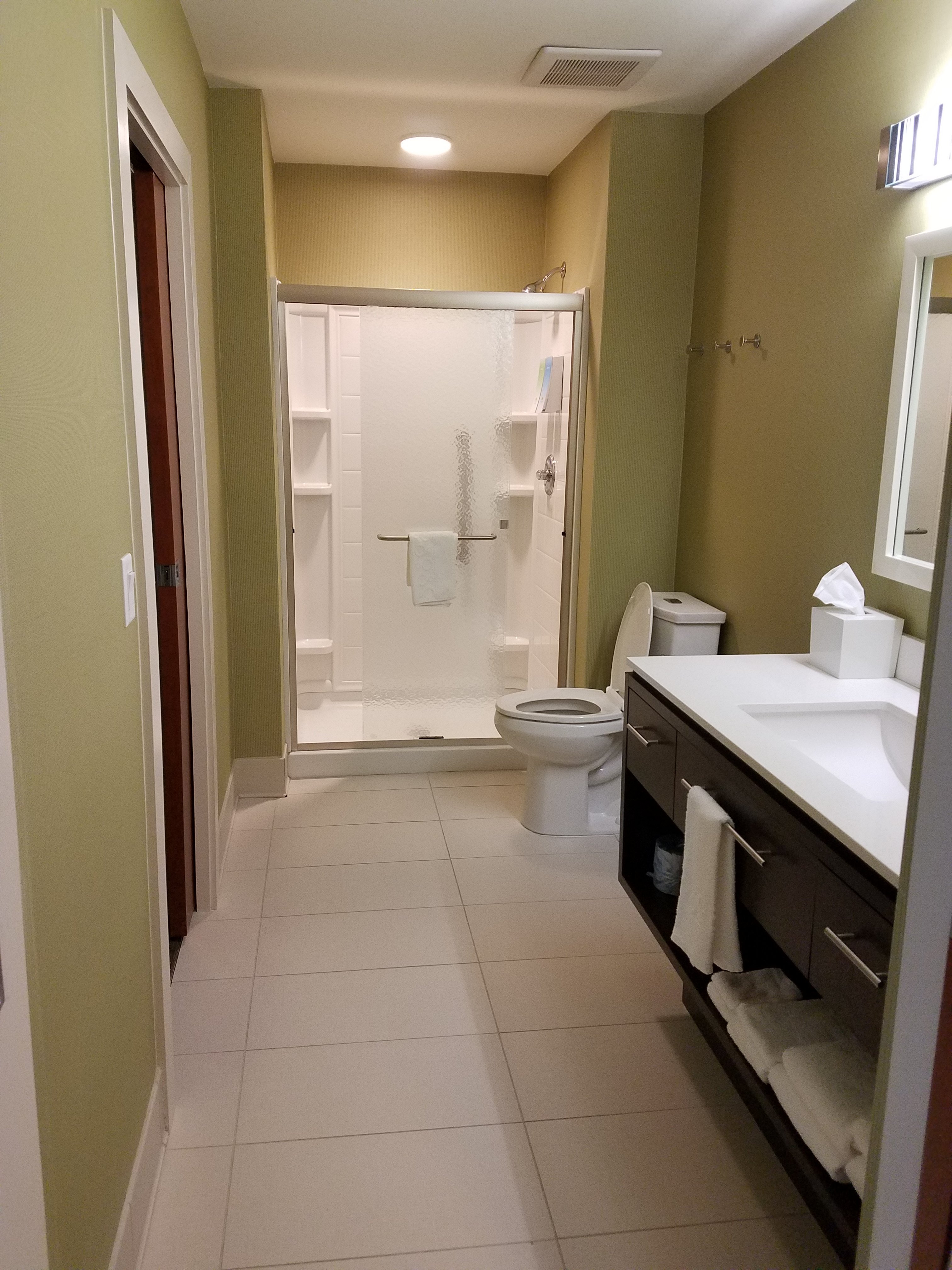 Home2 Suites By Hilton - Leavenworth Downtown-浴室
