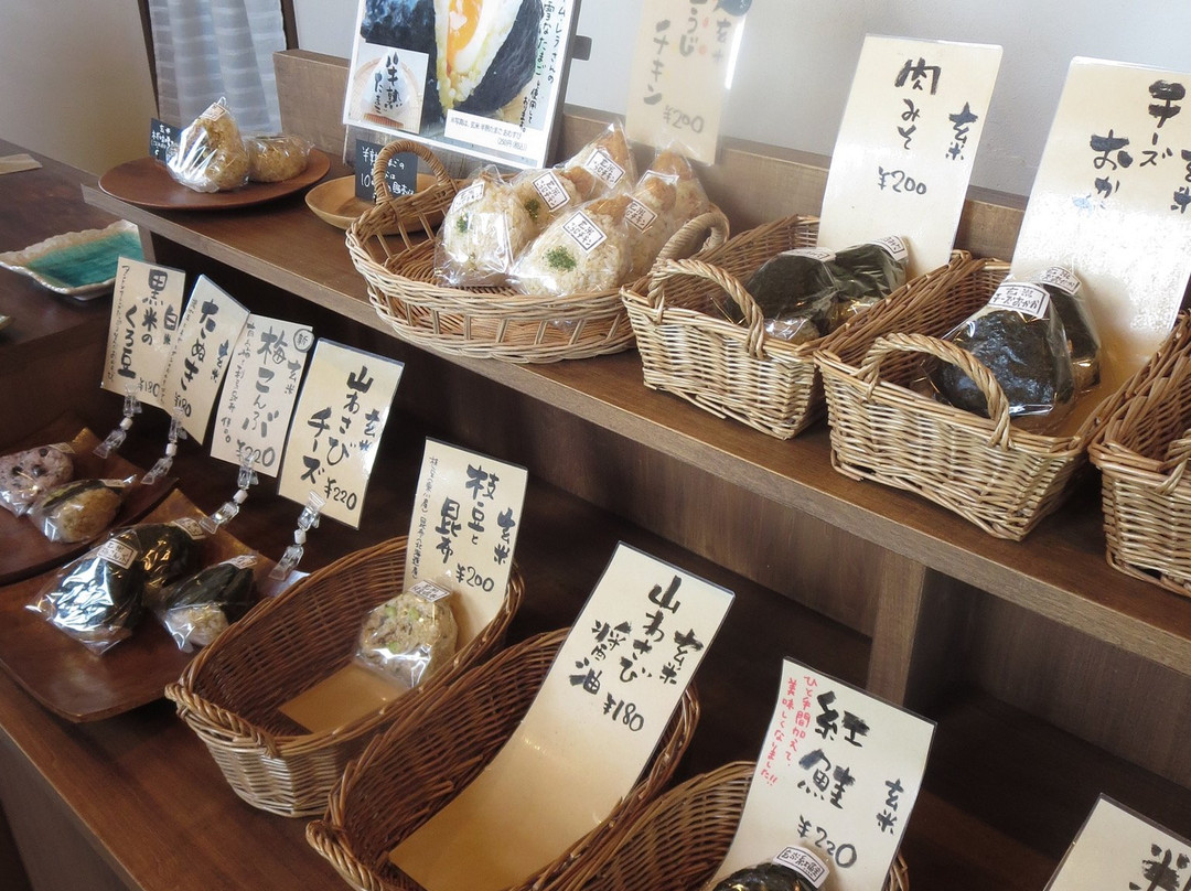 玄米おむすび茶房 ちゃみせ