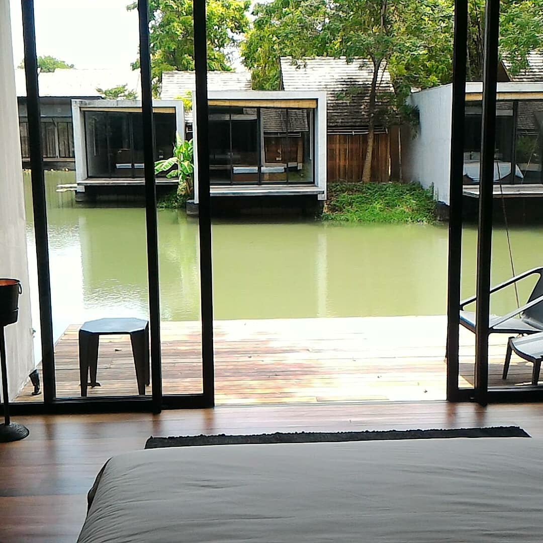 Into The Forest Resort-官方