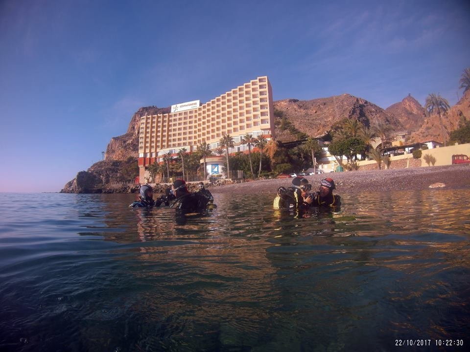 Buceo Crised景点图片