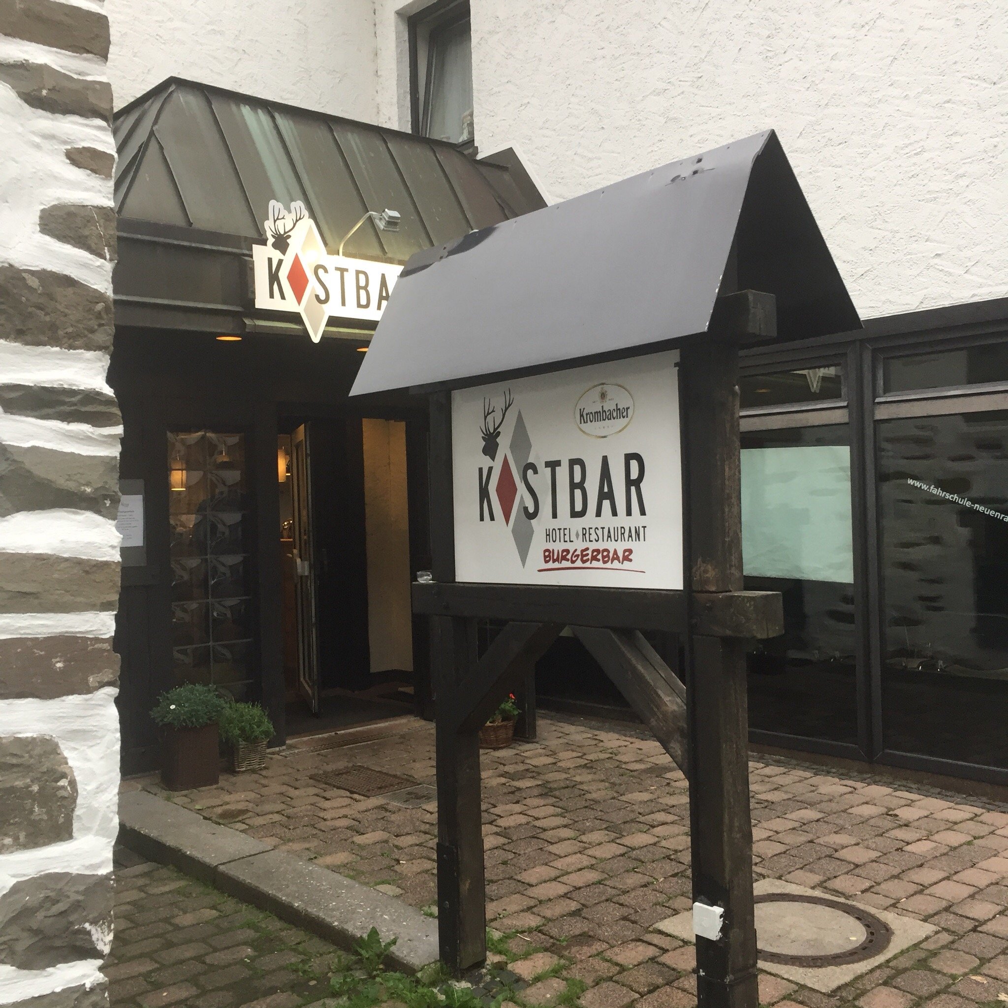 Hotel Kostbar-餐饮