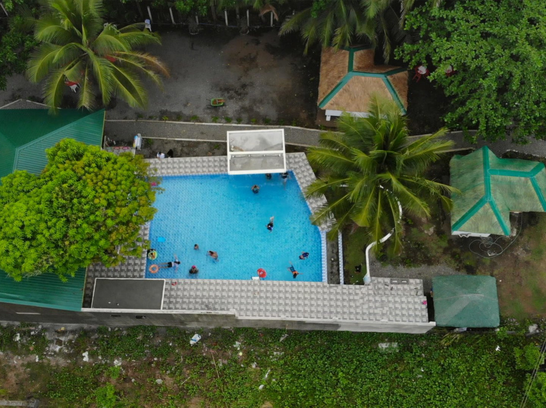 Golden Vine Beach Resort