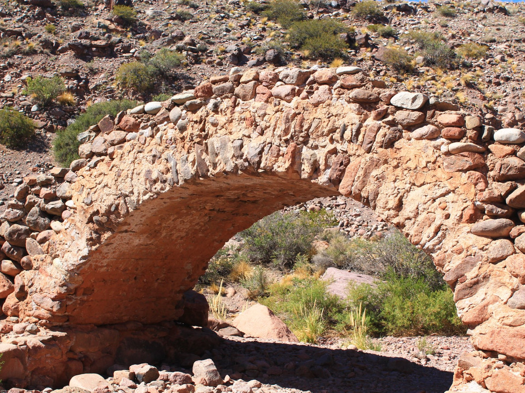 Puente Picheuta-乌斯帕亚塔必去景点