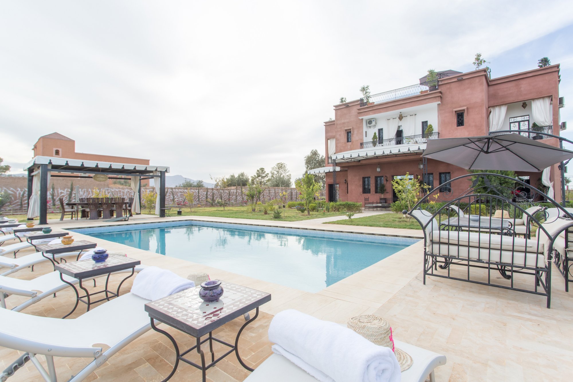 Jnanat Aicha Guesthouse-泳池