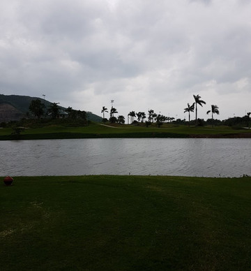 Diamond Bay Golf-芽庄必去景点