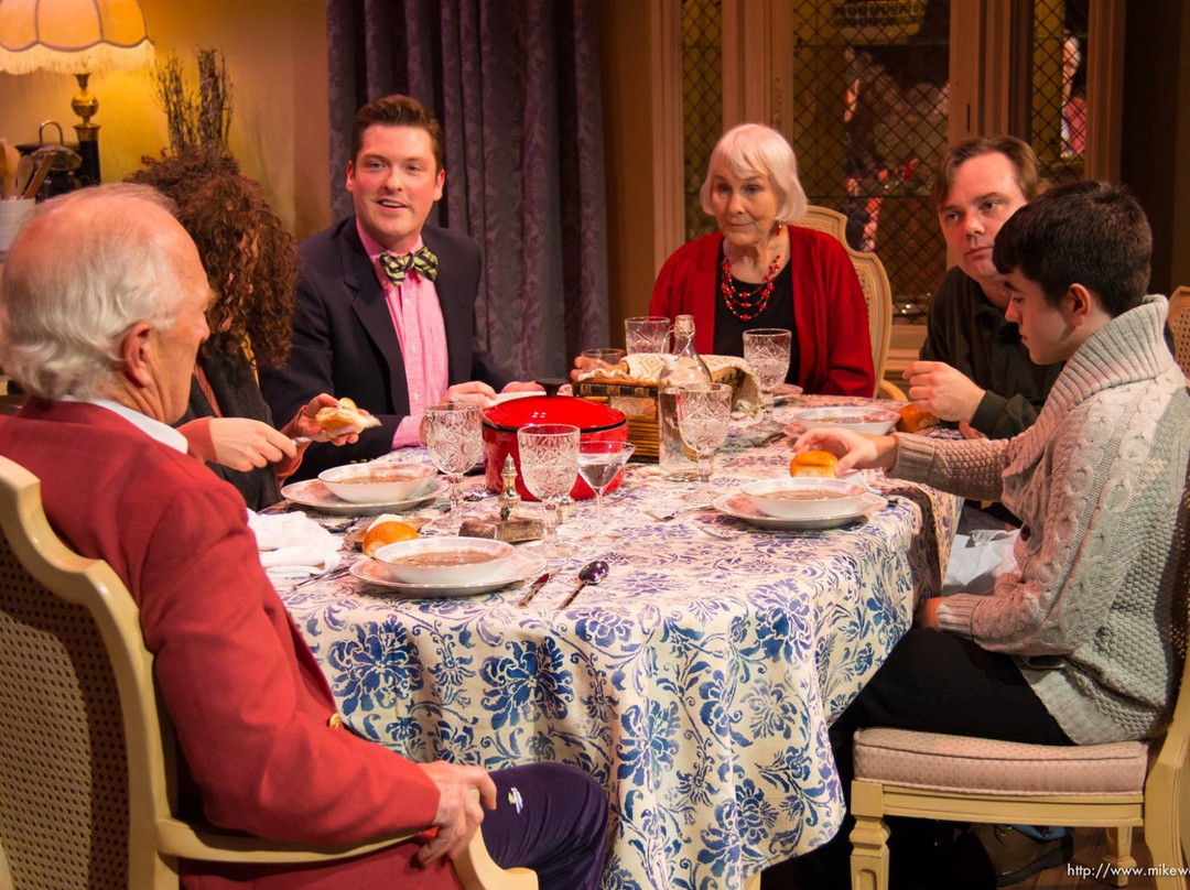 freeFall Theatre-圣彼德斯堡必去景点