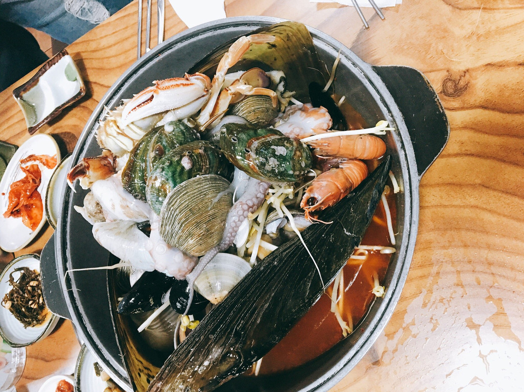 삼성혈해물탕