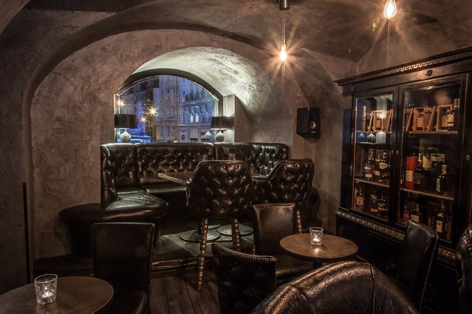 Bar 1920 London-布尔诺必去景点