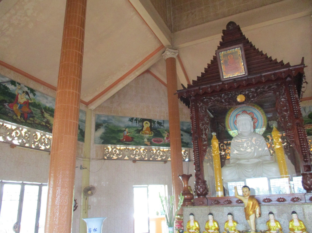 Ngoc Chuong Temple景点图片