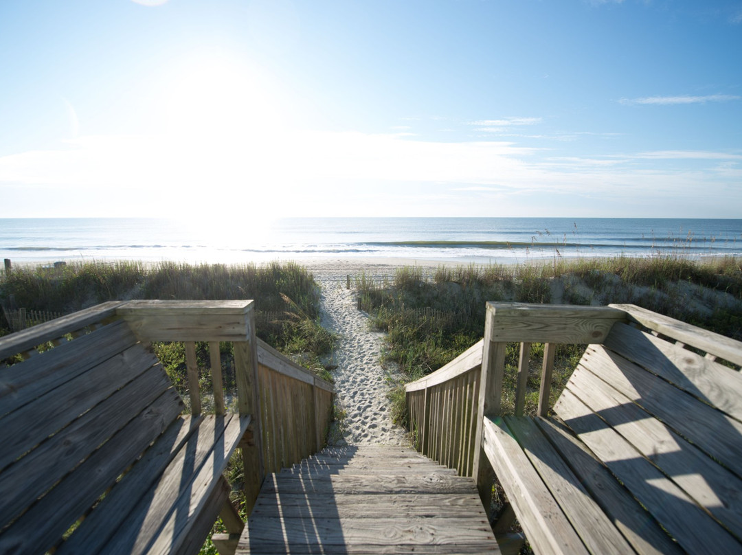 Surfside Beach酒店住宿-Sandpebble Beach Club Surfside Beach a Ramada by Wyndham