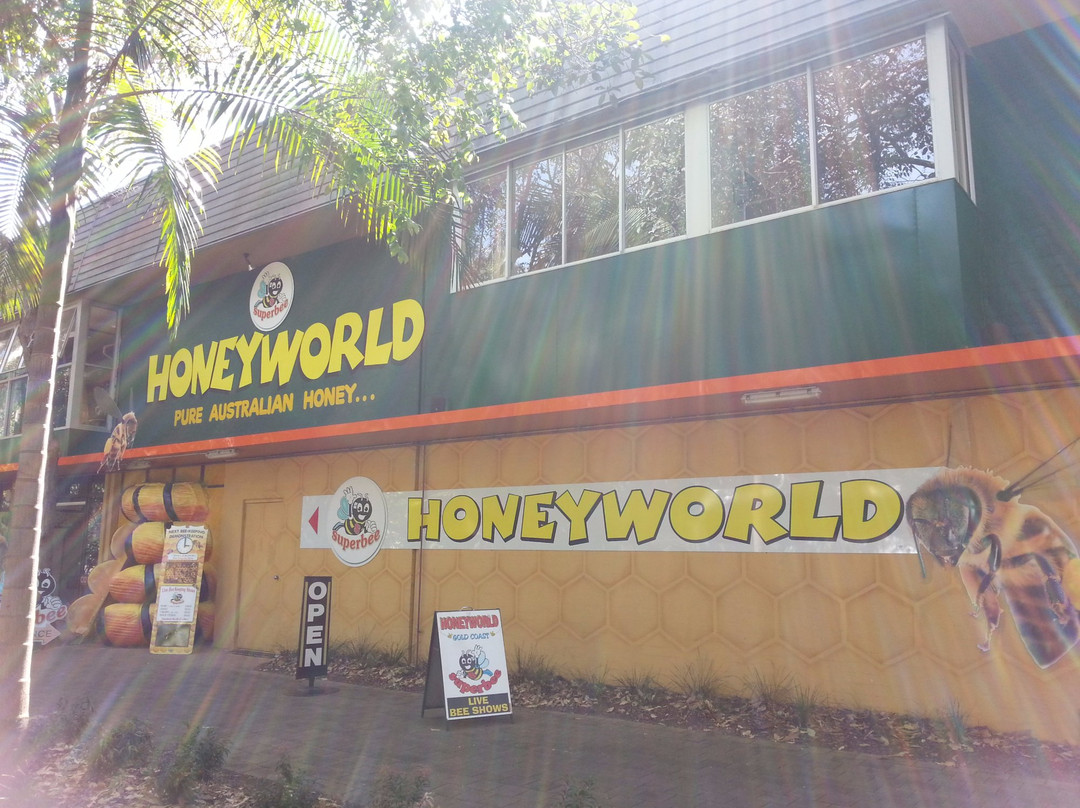 超极蜜蜂博物馆-可伦宾必去景点