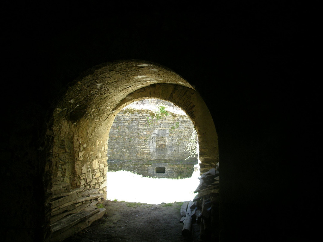 Monasterio de San Pedro de Montes景点图片
