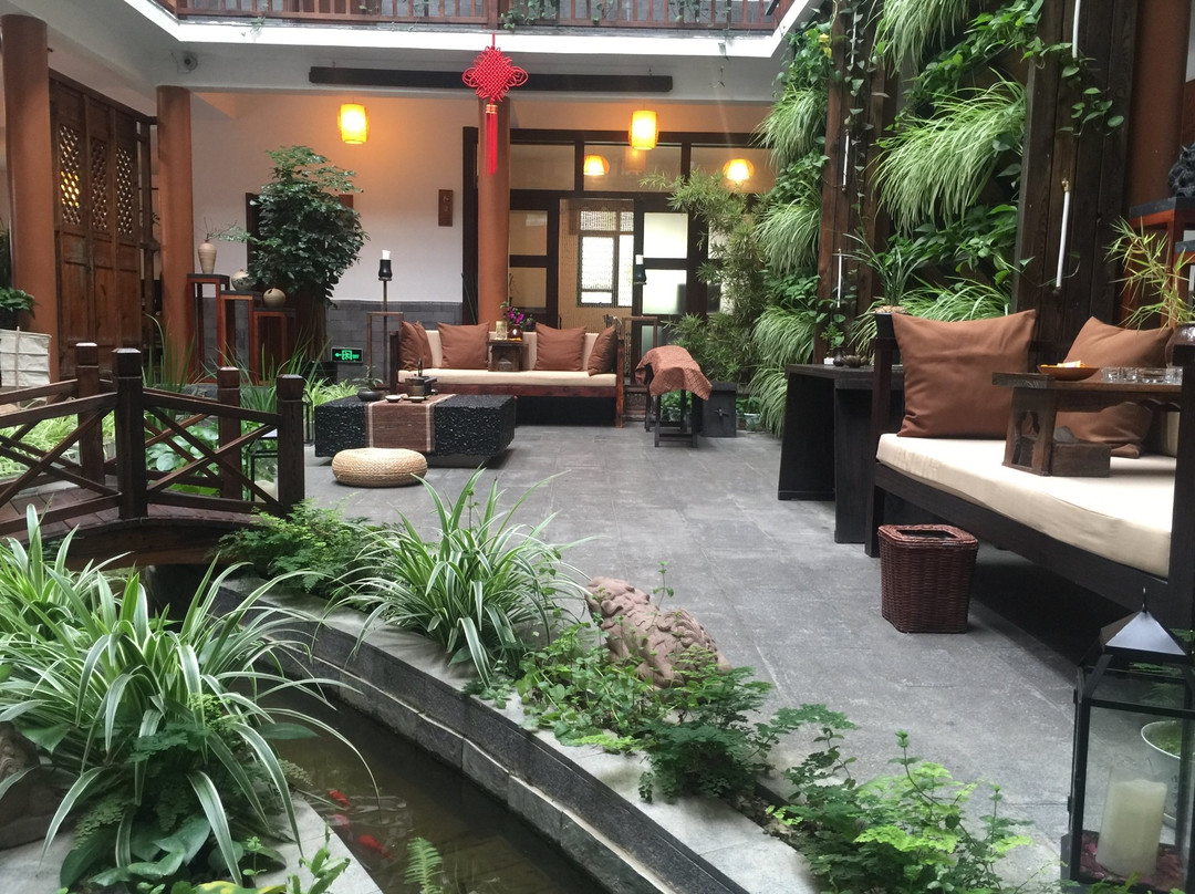 大理晏清山居客栈主图