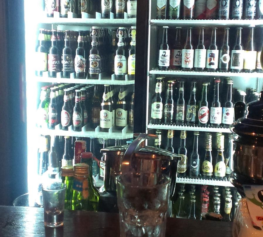 Shankly's Pub-莫斯塔尔必去景点