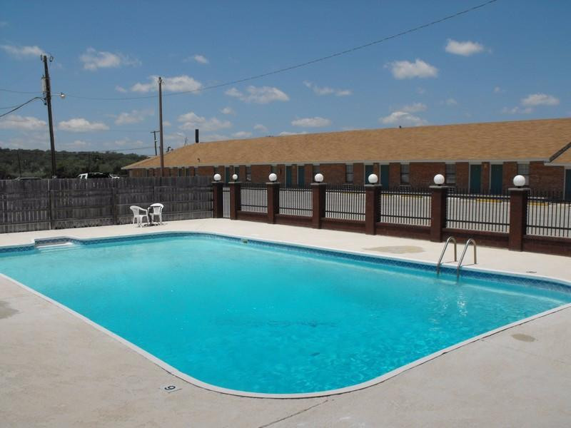 1号大门旅馆主图