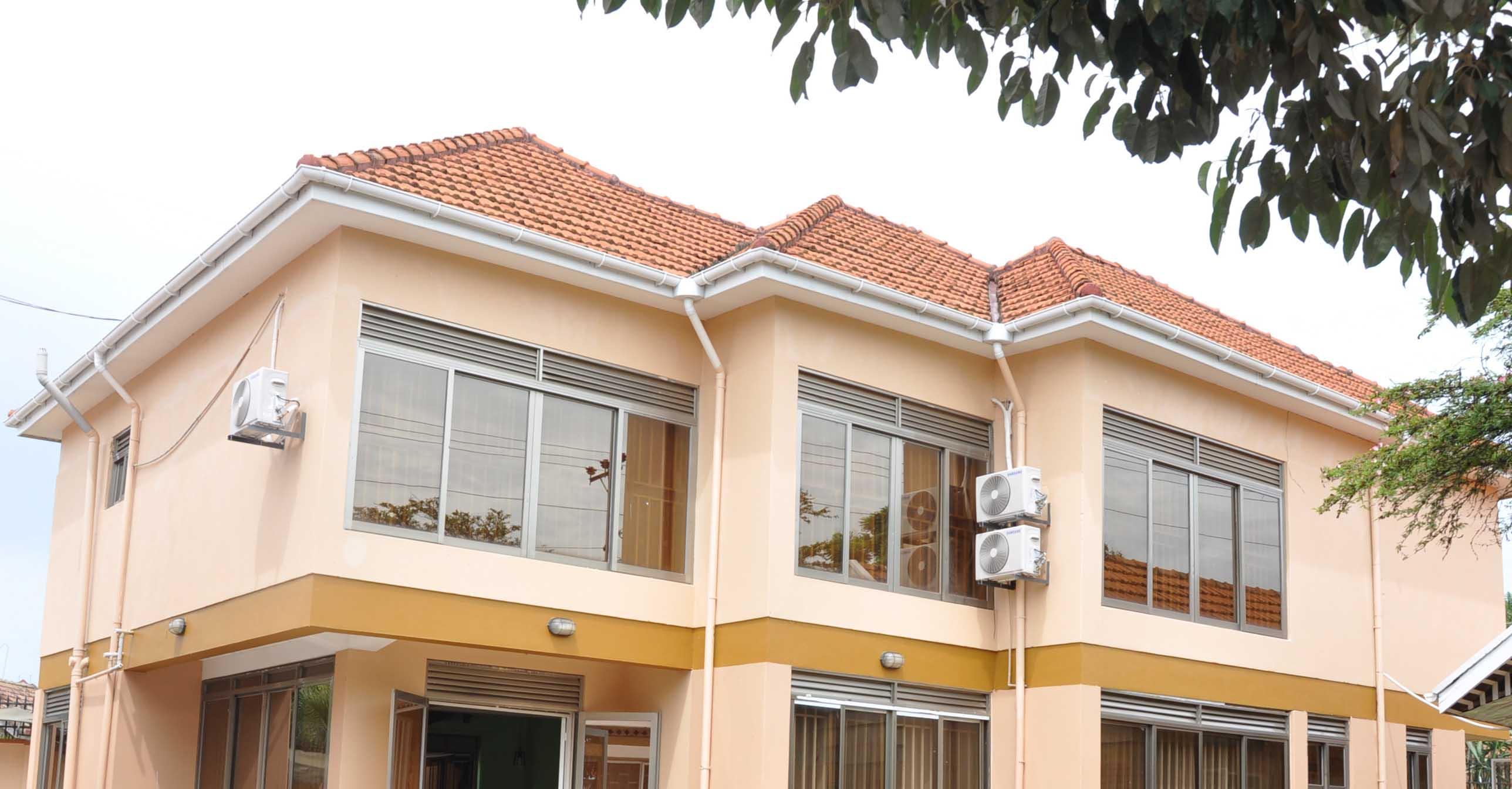 Esquire Inn Entebbe-官方