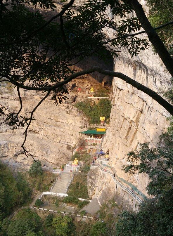 巴王洞-长阳土家族自治县必去景点