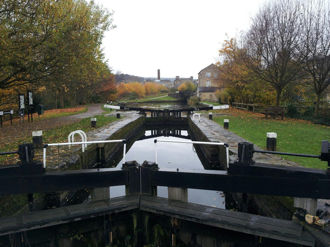 Sowerby Bridge Canalside景点图片