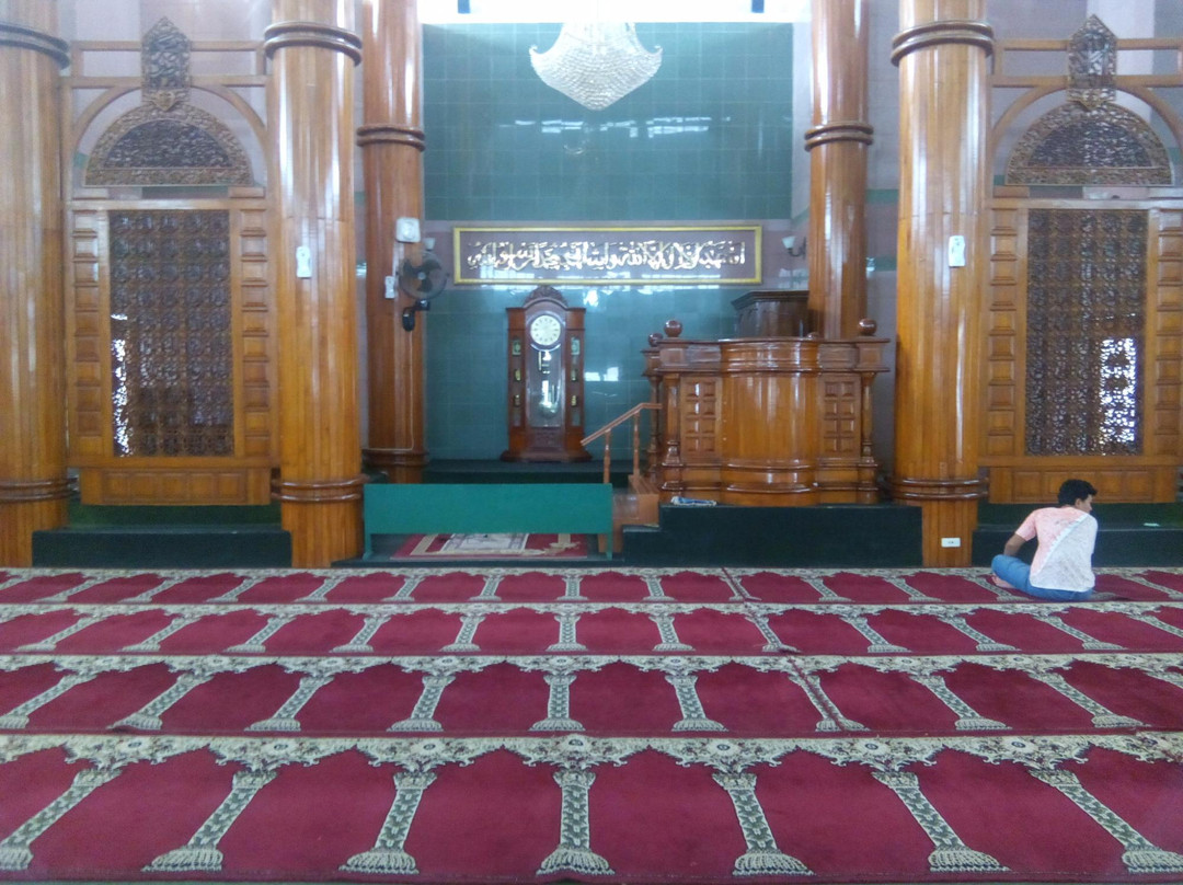 Al Furqon Grand Mosque-班达楠榜必去景点