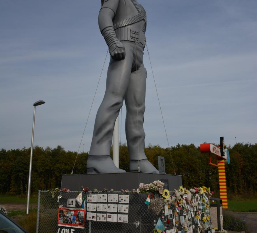 Michael Jackson Memorial-Best必去景点