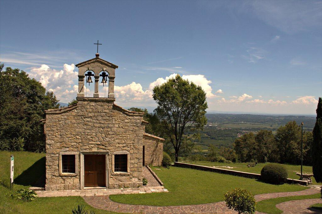 Church of San Giovanni in Monte景点图片