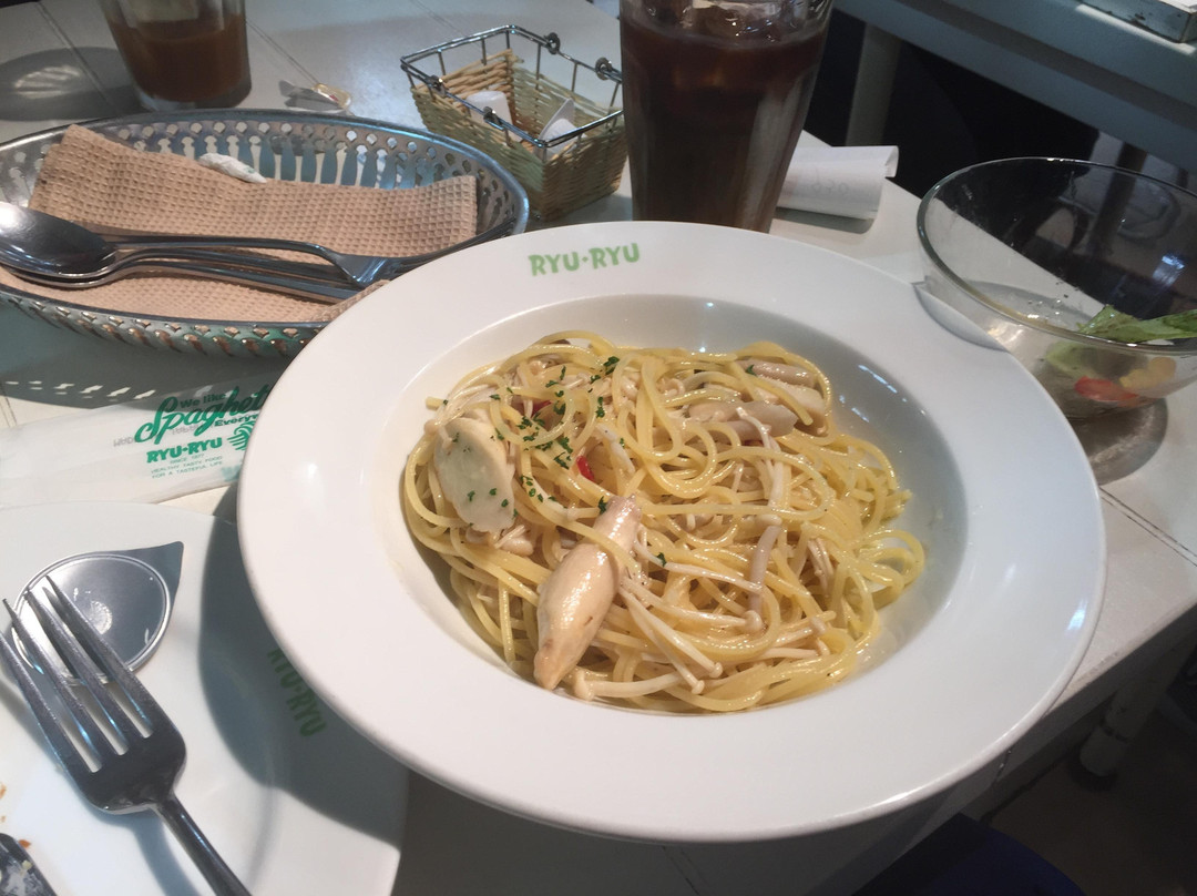 RYU-RYU 阪急六甲駅店