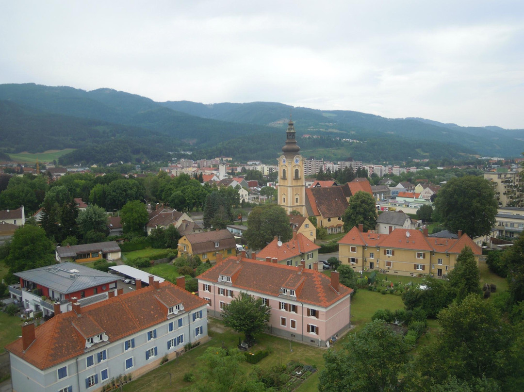 莱奥本旅游景点-Massenburg