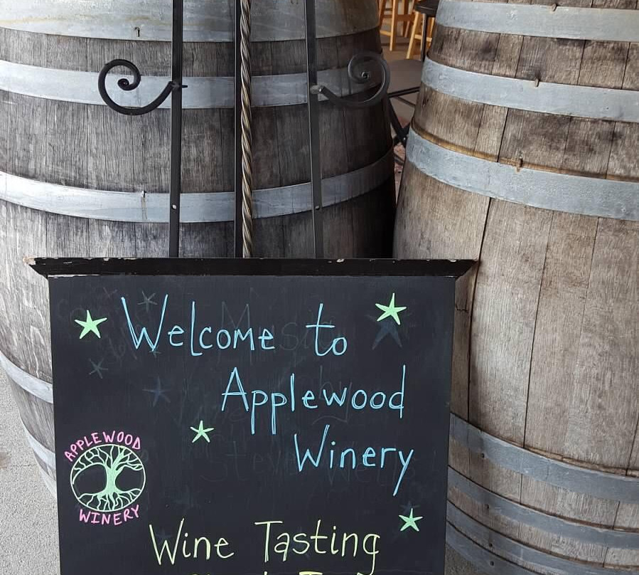 Applewood Winery景点图片