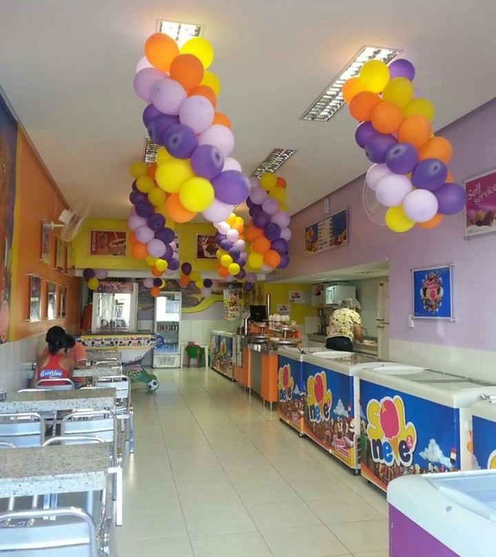 Pompeu餐馆和美食-Sorveteria Sol E Neve