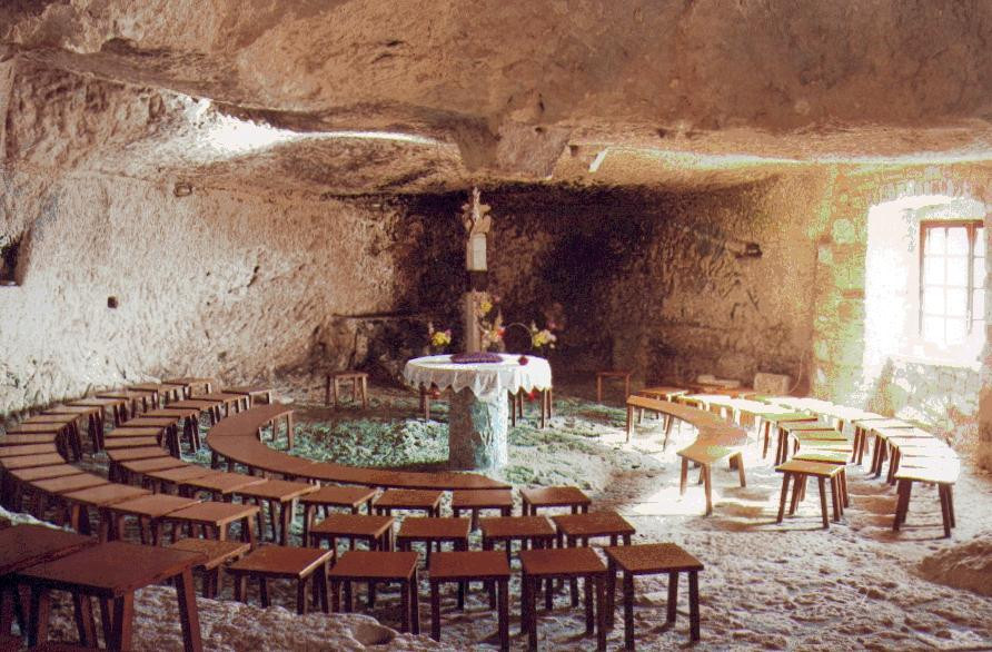Chiesa Rupestre Sant'Antonio Abate-Pietracupa必去景点